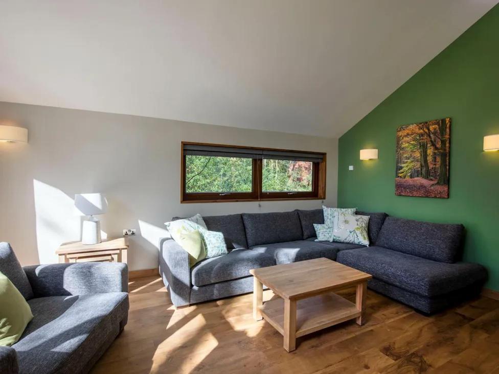Blackwood Forest Cabins - Forest Holidays Popham Eksteriør bilde